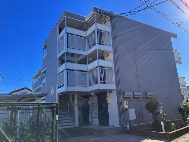 レオパレス中吉田Ｕの外観
