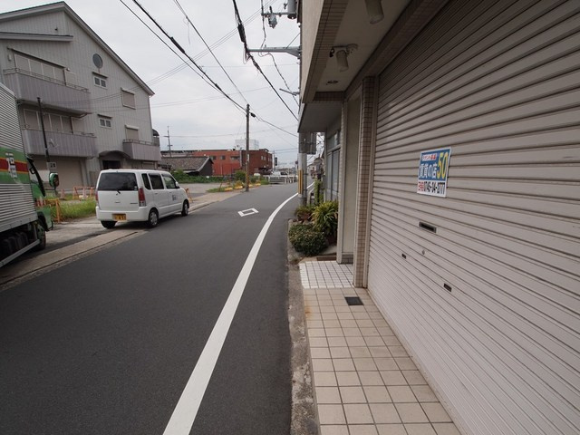 生駒郡斑鳩町興留９丁目の店舗一部のその他