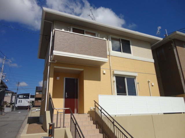 シャンテ高山台　西