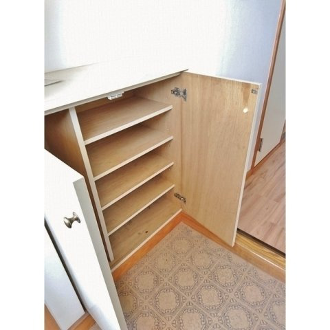 シャトー望月　Ｃの収納