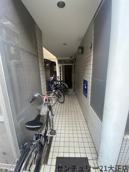 大正ギャラクシーの洗面所|建物入り口
