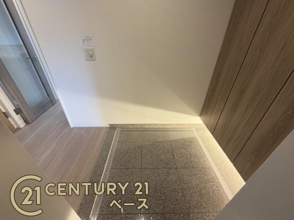ピアッツァコート神宮前の玄関|■玄関にはシューズインクローゼットもありすっきり片付きます！