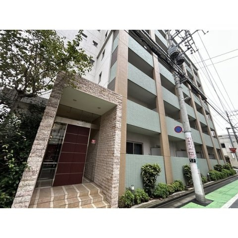 ルミエール岸町の外観