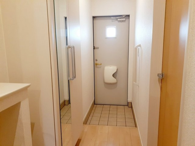 エターナルの玄関