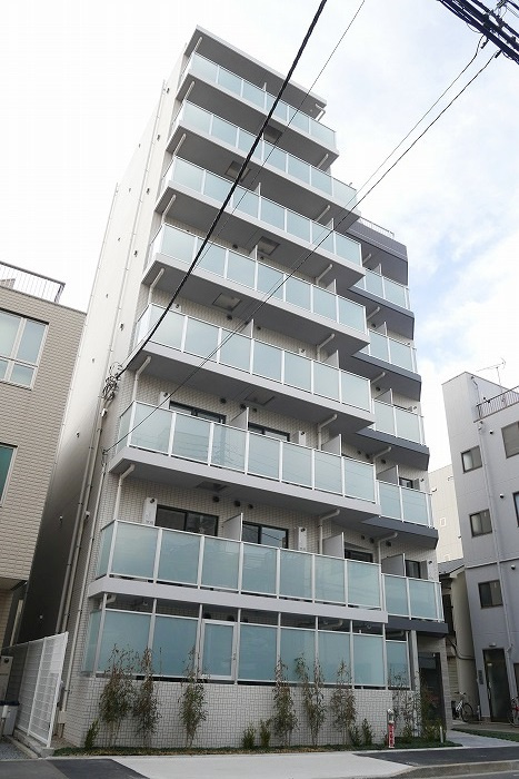 PREMIUM CUBE 森下の外観