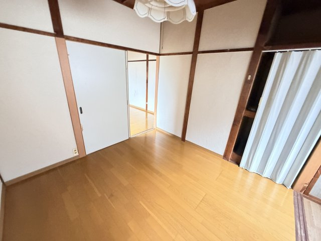 王居殿2丁目アパートの内装