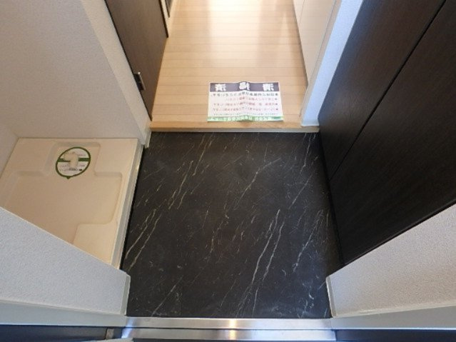 フェニックス池袋Northの玄関