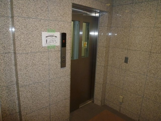 FREUDE ASAKUSAのロビー