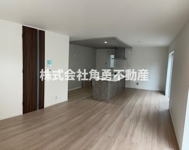 秦野市第2堀西　新築一戸建て　1号棟の内観：施工例|《施工例》リビング