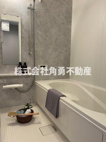 秦野市第2堀西　新築一戸建て　1号棟の内観：施工例|《施工例》浴室