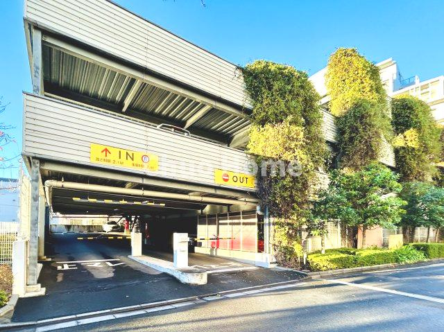 サングランデ桜橋の駐車場|【敷地内駐車場】最新の空き状況や費用などの詳細は担当スタッフまでお問い合わせください。