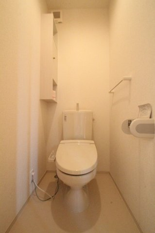 ニュームーンヒルズ新生のトイレ|シンプルで使いやすいトイレです