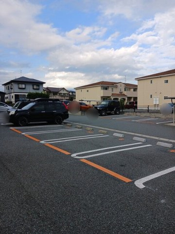 ベレ・ハーモニーの駐車場|駐車スペースもあります