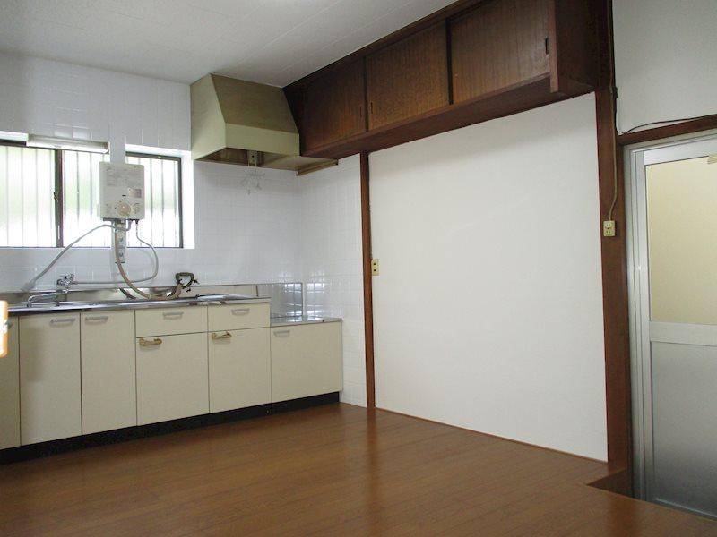 明石市東藤江２丁目の一戸建ての居間・リビング