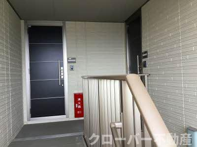 グランマスト ベレオ林町 A棟の玄関