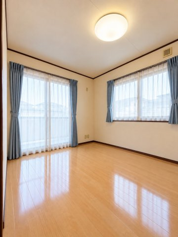 葛飾区西水元2丁目中古住宅の洋室|居室