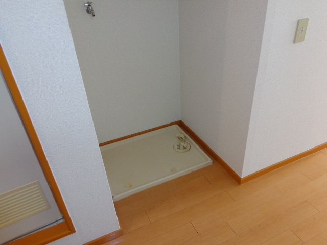 リバーサイドＯＮＥのその他|洗濯機置場