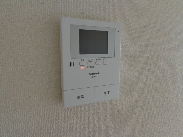 リバーサイドＯＮＥの内装|カメラ付インターホン