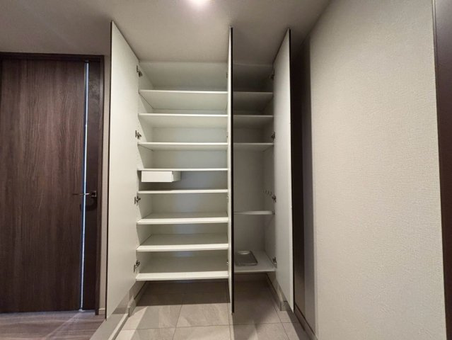 プラウドタワー神戸垂水の収納