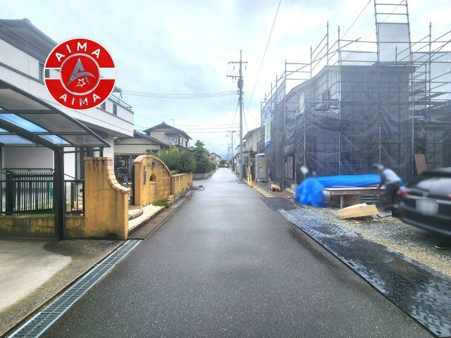 古賀市駅東5丁目第1-1棟（1号棟）の外観|前面道路含む現地の写真です。