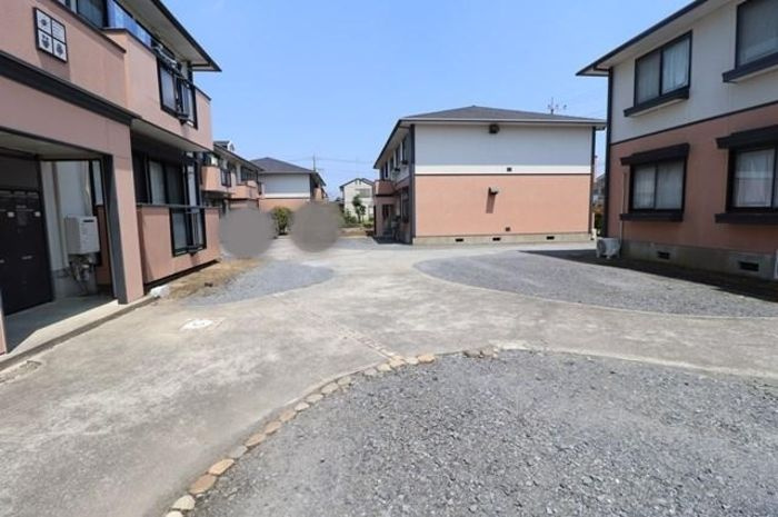 サンビレッジ・プルミエの駐車場|カースペースがあります