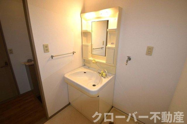 シャトレー西本の独立洗面台|洗髪洗面化粧台