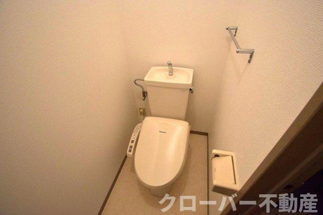 シャトレー西本のトイレ|温水洗浄暖房便座