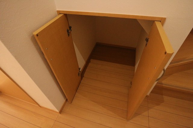 星陵台5丁目戸建の収納