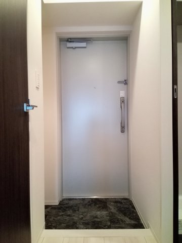 川崎市多摩区登戸の賃貸マンションの玄関