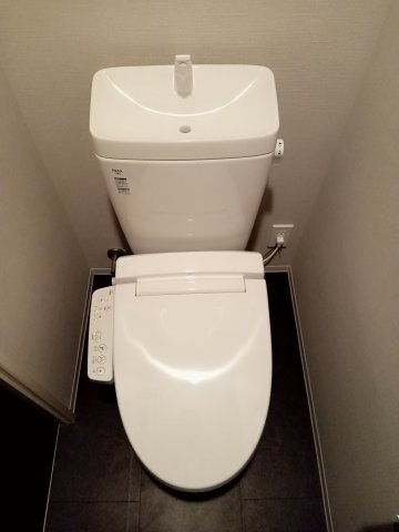 川崎市多摩区登戸の賃貸マンションのトイレ