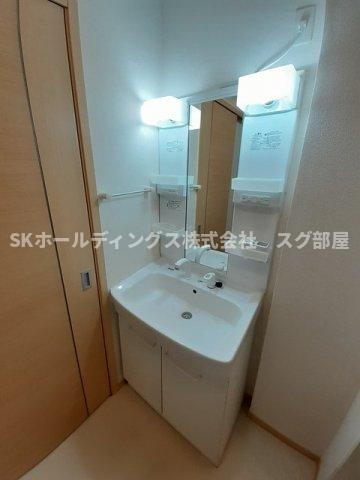 アンファミーユⅢの洗面所