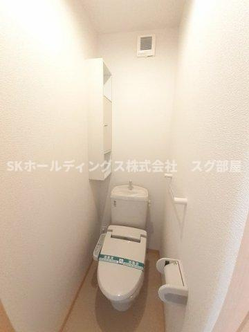 アンファミーユⅢのトイレ