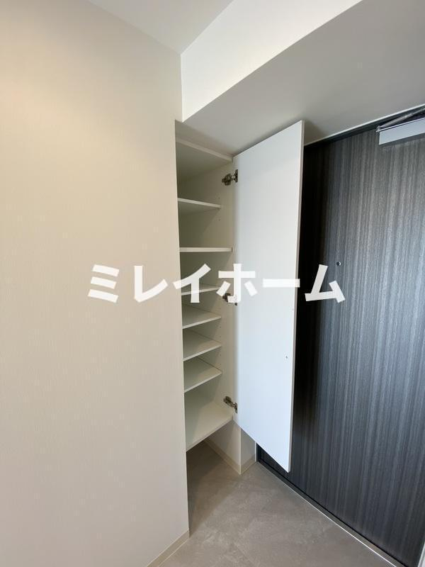レガリス品川サウスの玄関