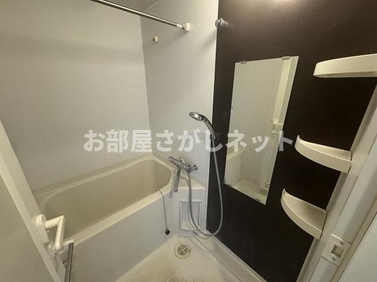 ブラン王子本町の浴室