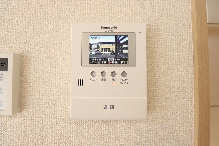 ファセリア　Bのセキュリティ|モニター付きインターホンです