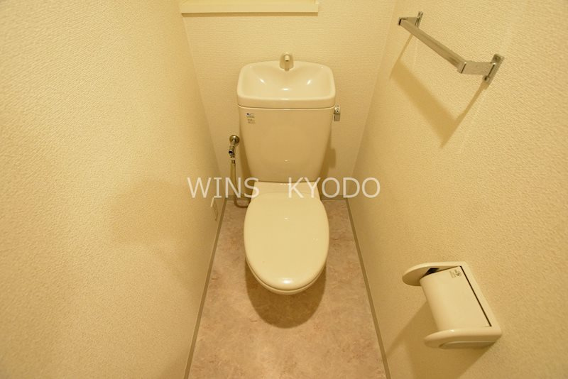 世田谷区成城７丁目の賃貸マンションのトイレ