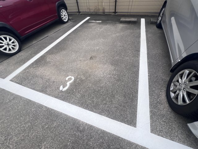 カサグランデ藤江の駐車場