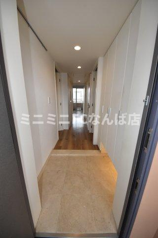 本町パークホームズCITYWESTの玄関