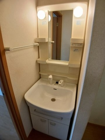 ハイツ　ＨＩＲＯの洗面所
