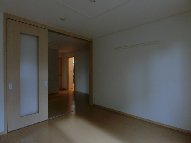 エクセルディアコートＳＫＰ．Ｂの居間・リビング