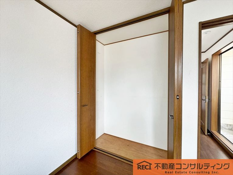 神戸市東灘区北青木4丁目　テラスハウスの収納