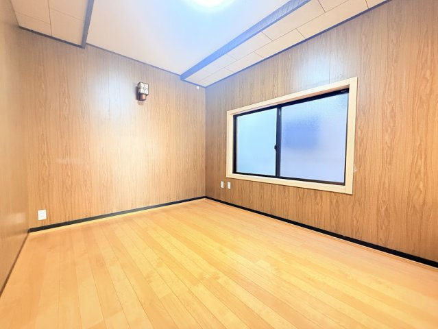 みなべ町堺_中古戸建ての洋室