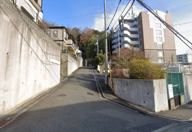 リアライズ高槻の周辺