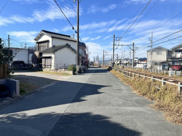 【前面道路含む現地写真】の画像
