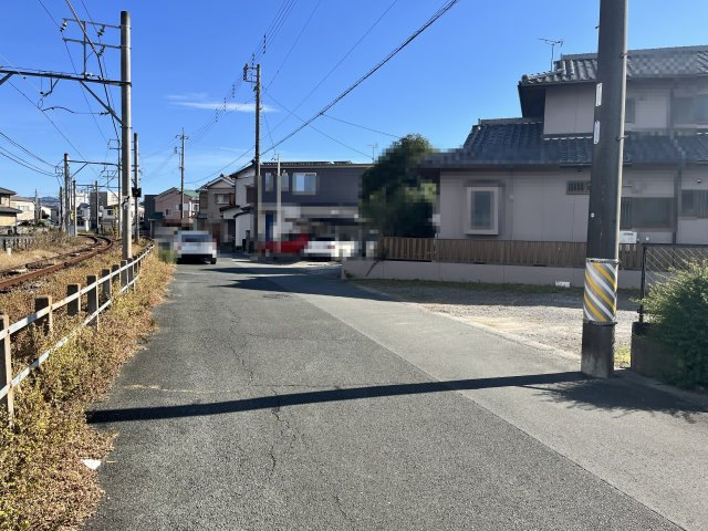 【前面道路含む現地写真】の画像