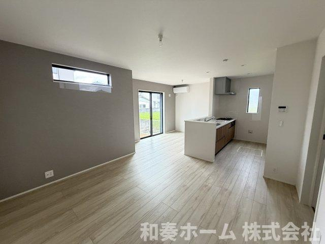 リナージュ ネクスジー 藍住町住吉01期の居間・リビング