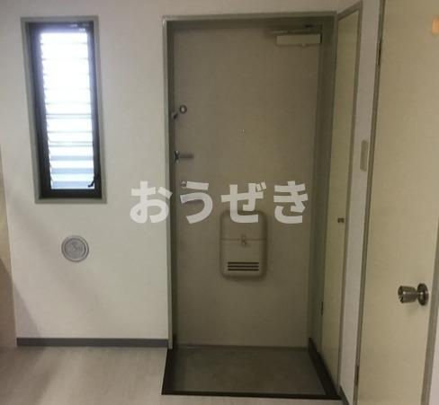 第２成城島田マンションの玄関