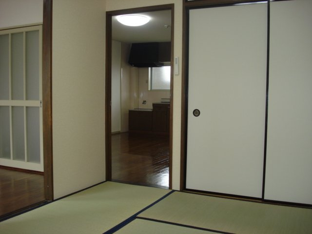 グランドポリス９２の内装|和室（イメージ）