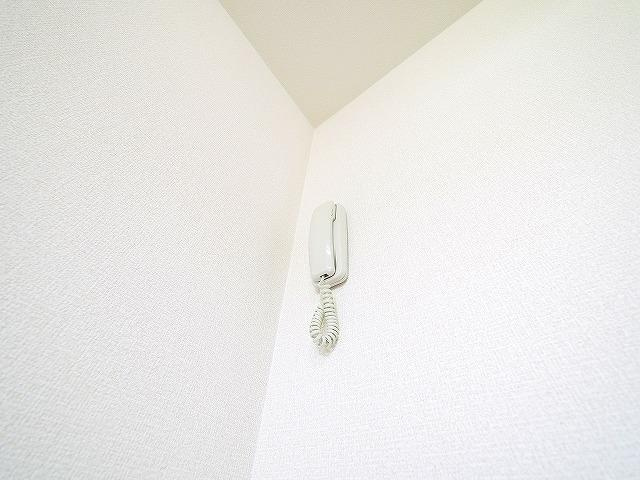 カルチェ青垣　Ｂ棟のセキュリティ|インターフォンですです