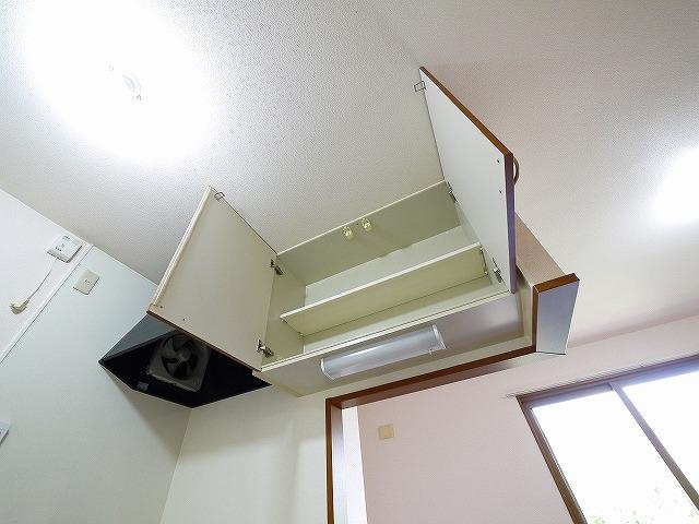カルチェ青垣　Ｂ棟の洋室|落ち着いた色調の洋室です